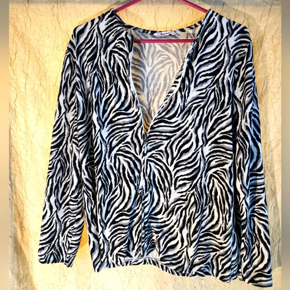 TanJay Lightweight Zip Up